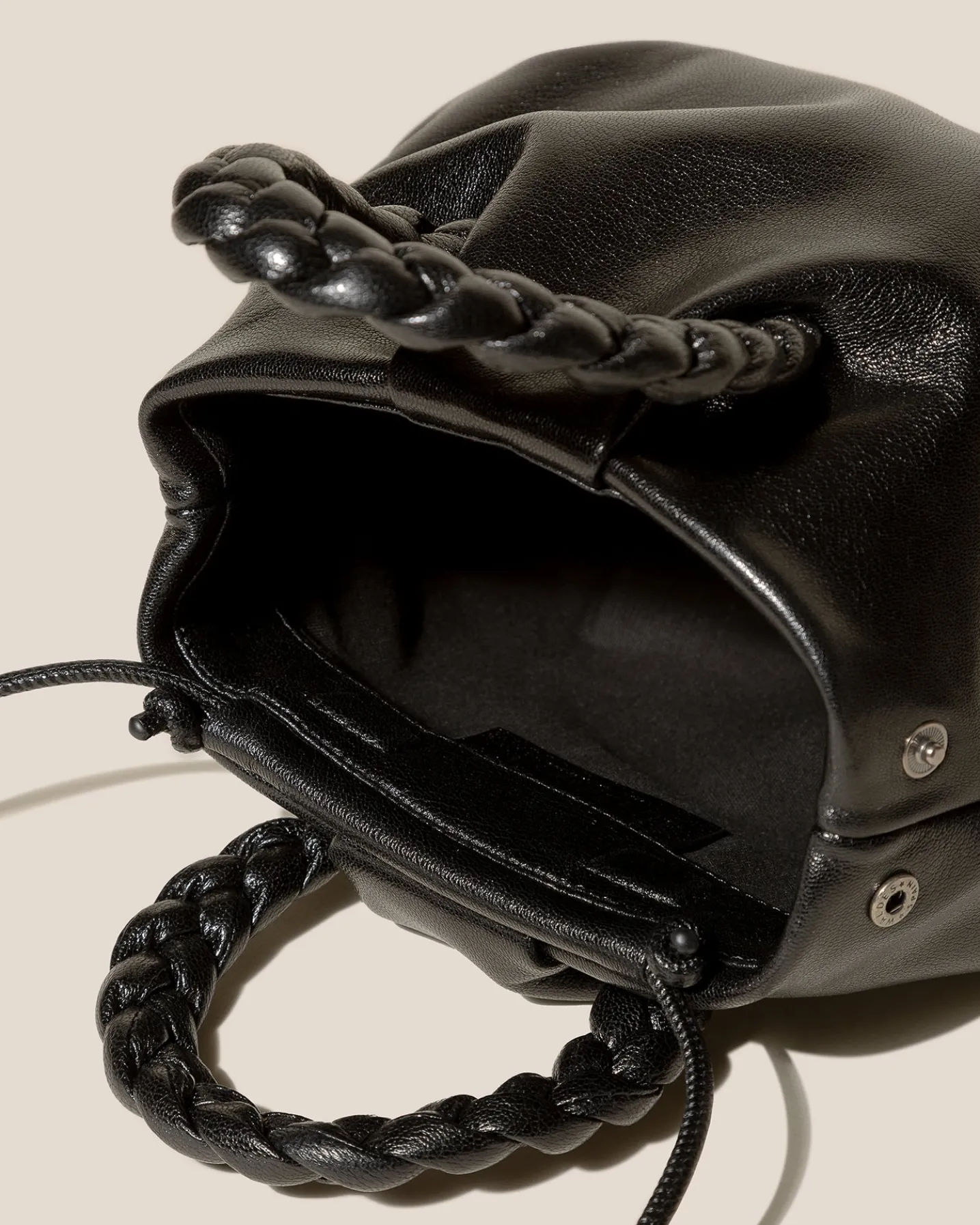 BOMBON M SUPPLE SHINY